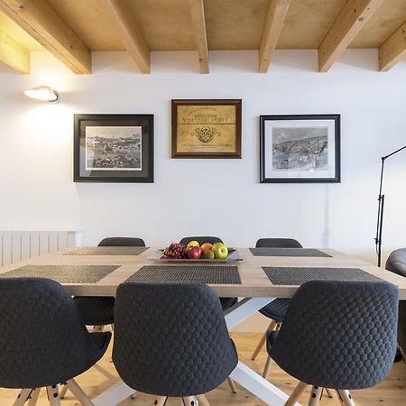 Lovelystay-Modern Loft City Center ปอร์โต ภายนอก รูปภาพ