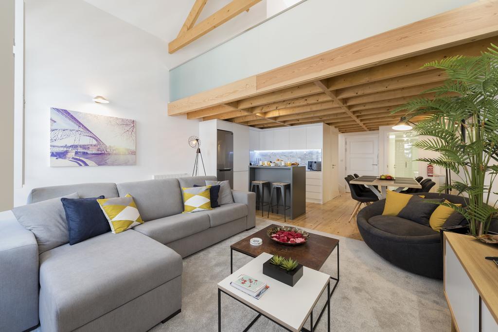 Lovelystay-Modern Loft City Center ปอร์โต ภายนอก รูปภาพ
