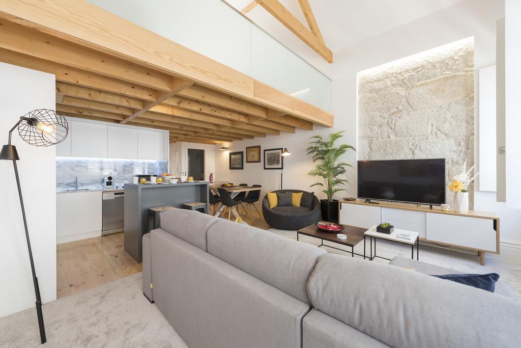 Lovelystay-Modern Loft City Center ปอร์โต ภายนอก รูปภาพ